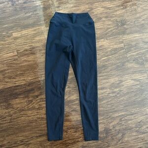 CSB Form invisible scrunch leggings